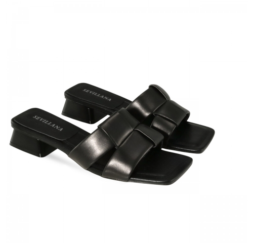 Moteriškos basutės