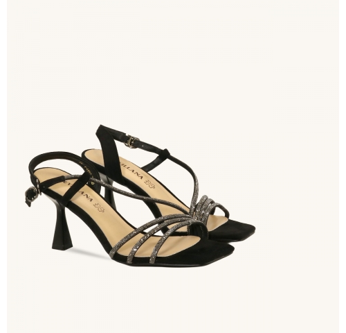 Moteriškos basutės